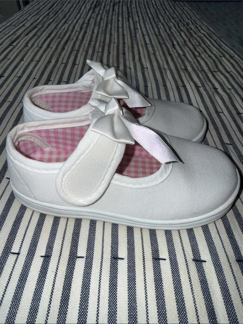 Girls White Bow Mary Jane Shoes